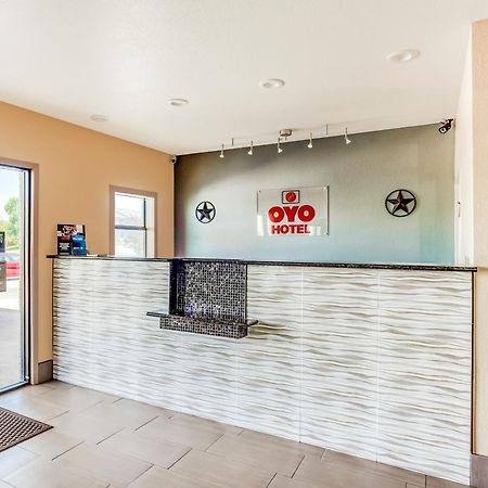 Oyo Hotel Yoakum West Экстерьер фото