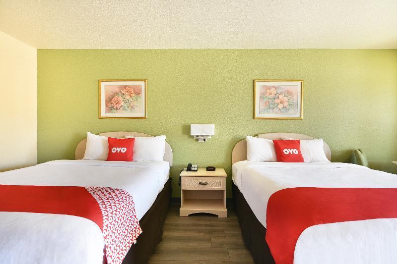 Oyo Hotel Yoakum West Экстерьер фото