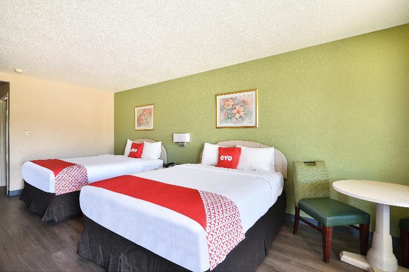 Oyo Hotel Yoakum West Экстерьер фото