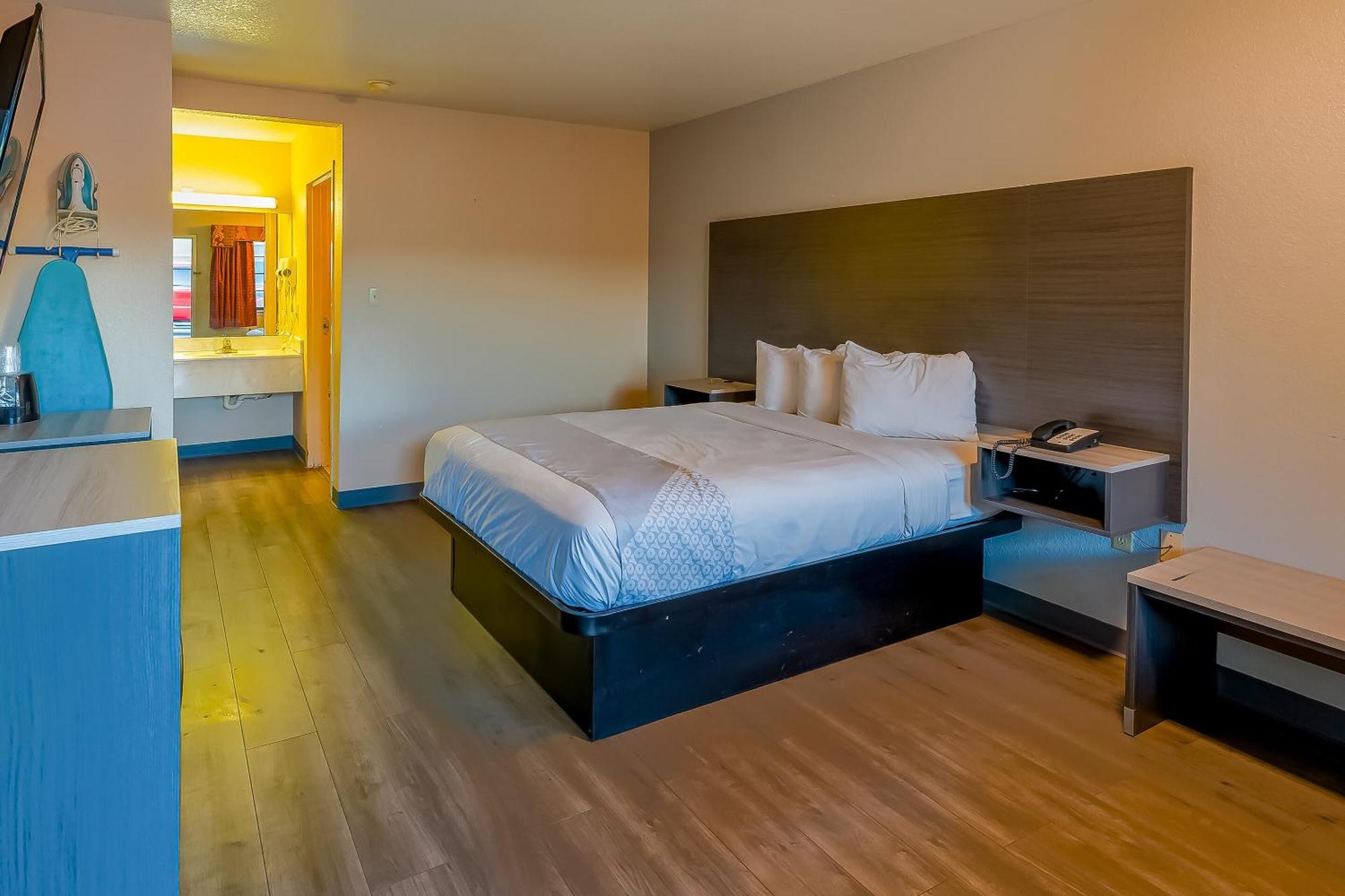 Oyo Hotel Yoakum West Экстерьер фото