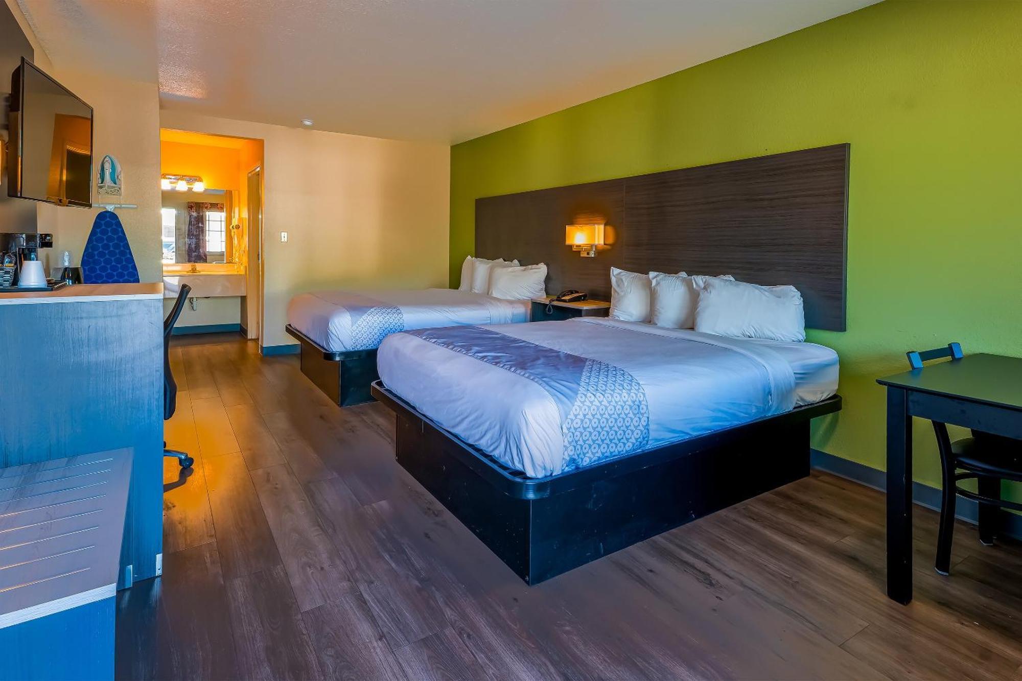 Oyo Hotel Yoakum West Экстерьер фото