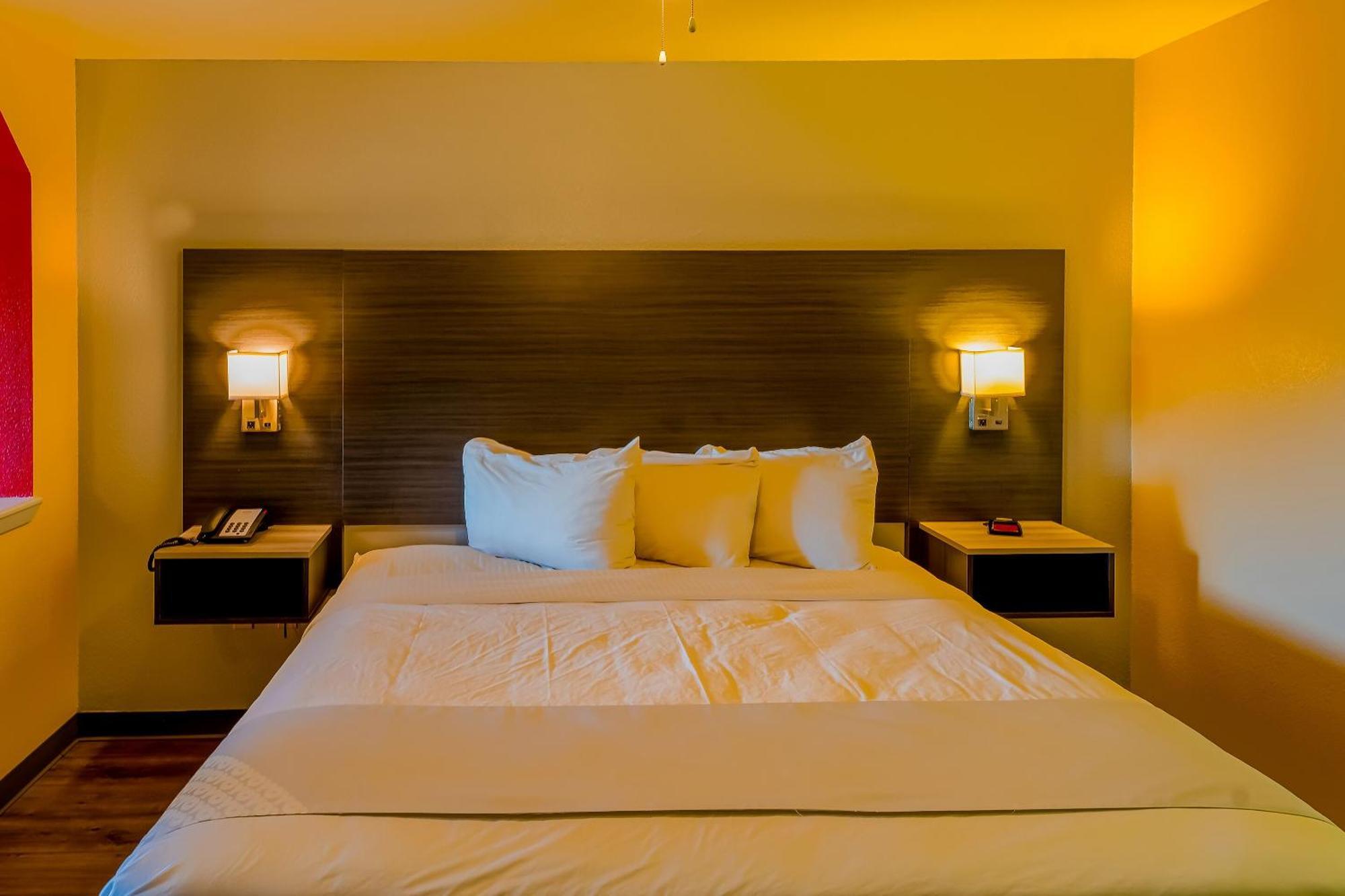 Oyo Hotel Yoakum West Экстерьер фото